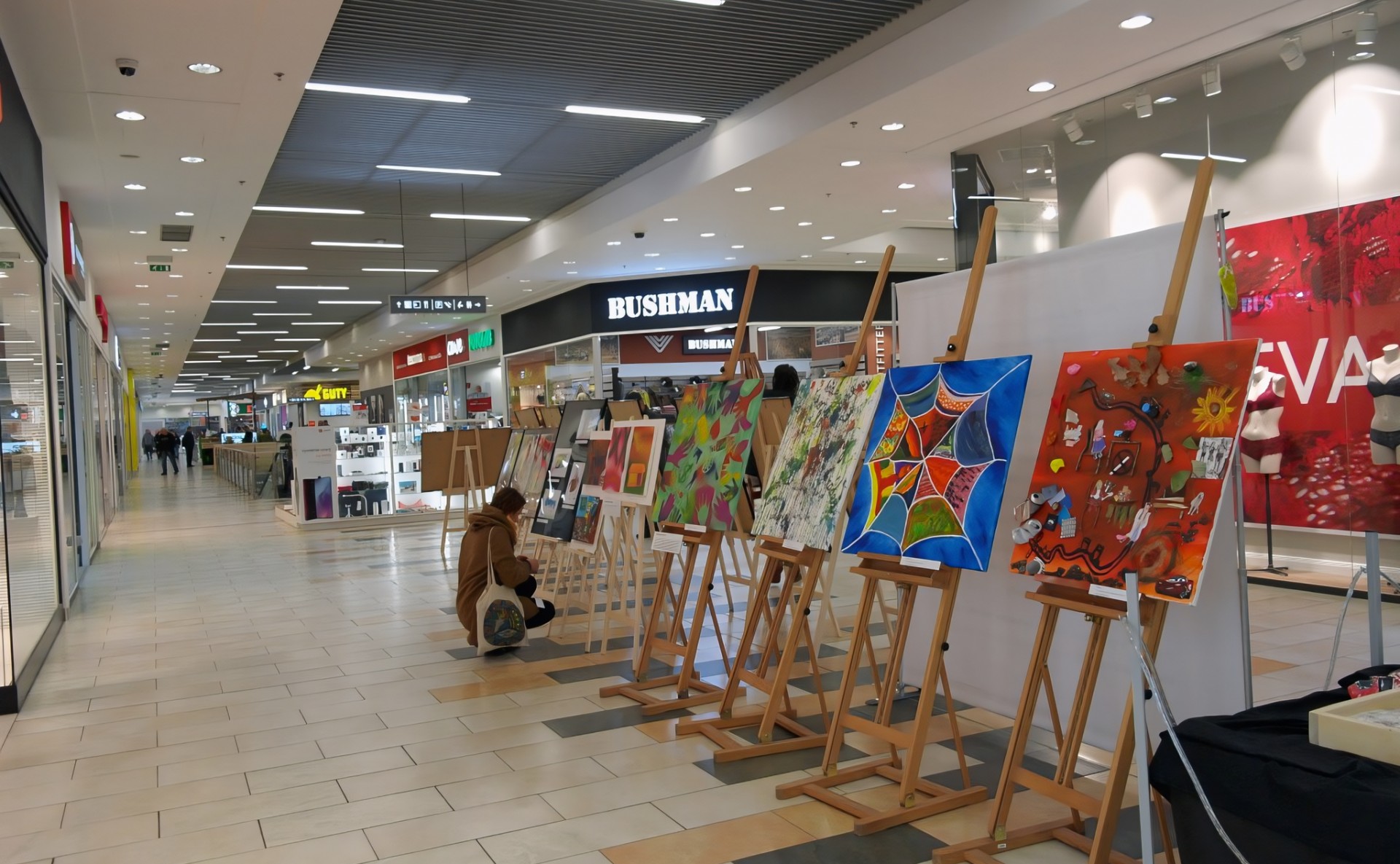 Pronájem obchodní prostor / stánek OC Futurum Kolín