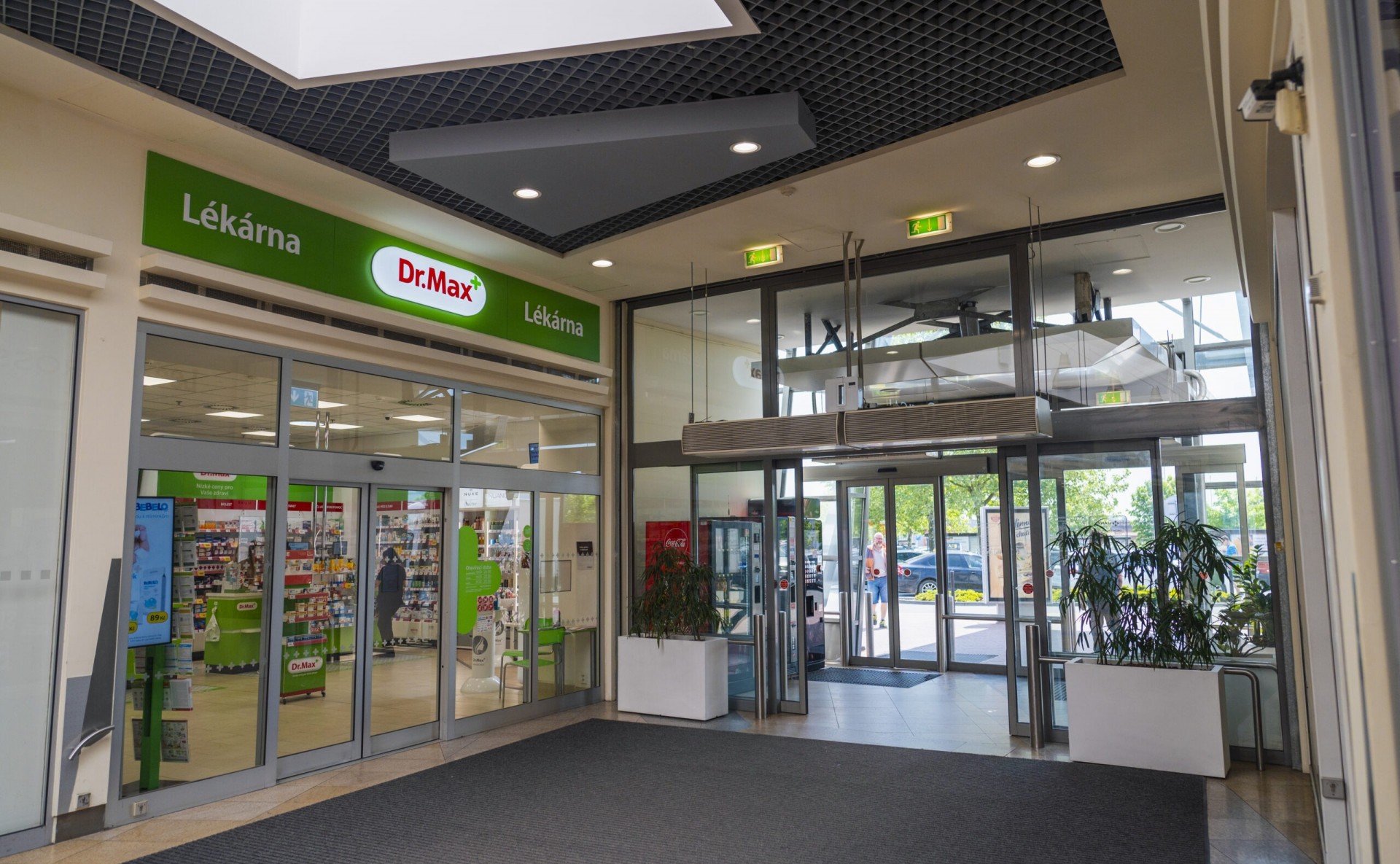 OC Haná Olomouc – Retail Space / Kiosk for Lease | Dejsiprostor
