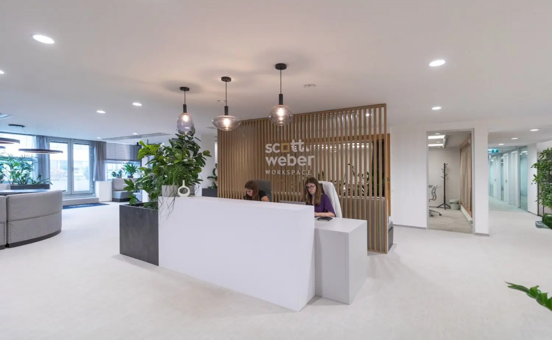 Serviced Offices for Lease at Scott.Weber Atrium Flora, Prague