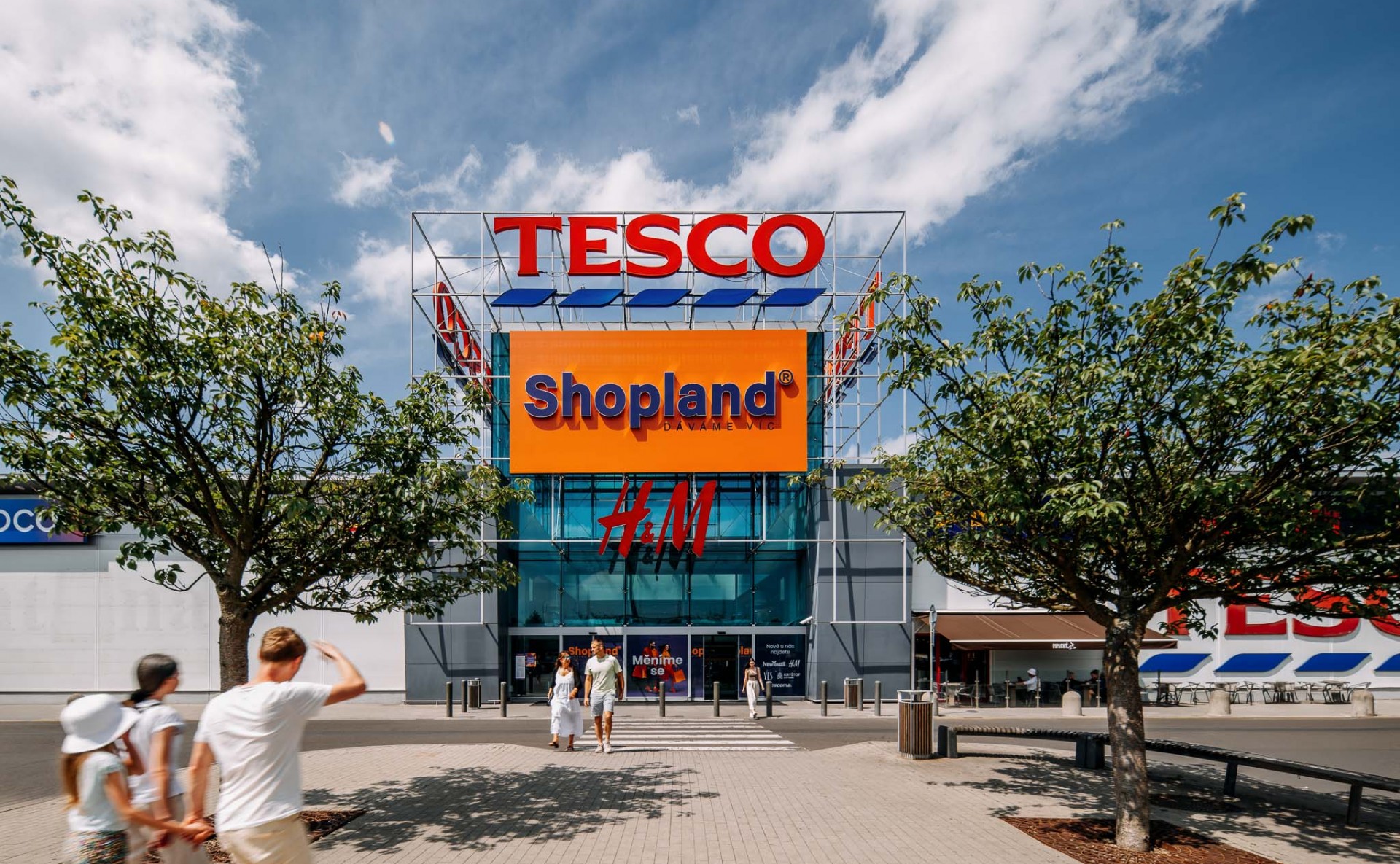 Lease of Retail Space / Kiosk in Shopland Ostrava Shopping Park | Dejsiprostor