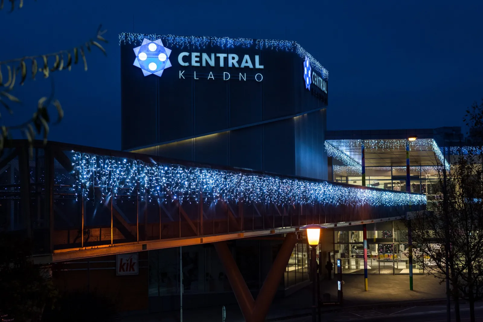 Pronájem prostor obchodní centrum Central Kladno – fotka 2