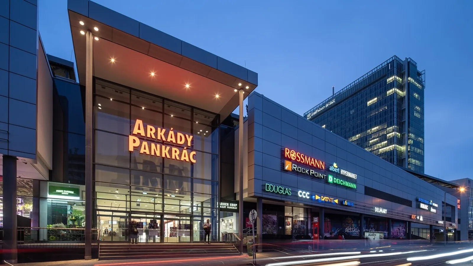 Kiosk Space for Rent in Arkády Pankrác, Prague 4