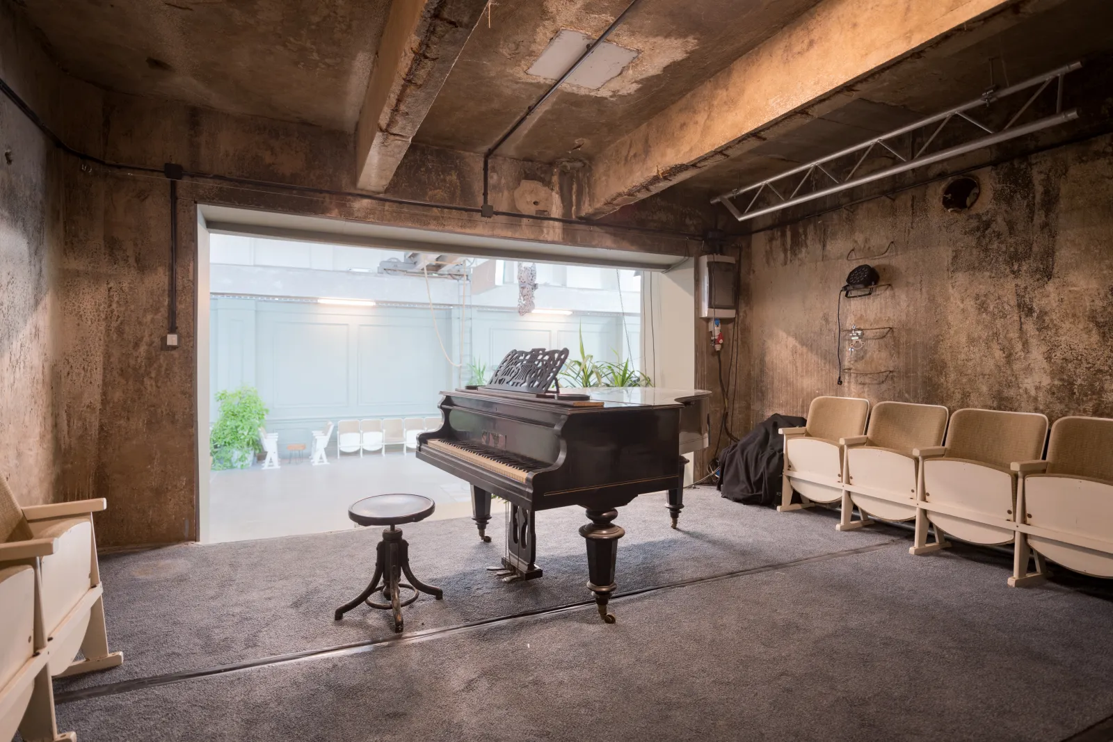 event space zdiby rent film location