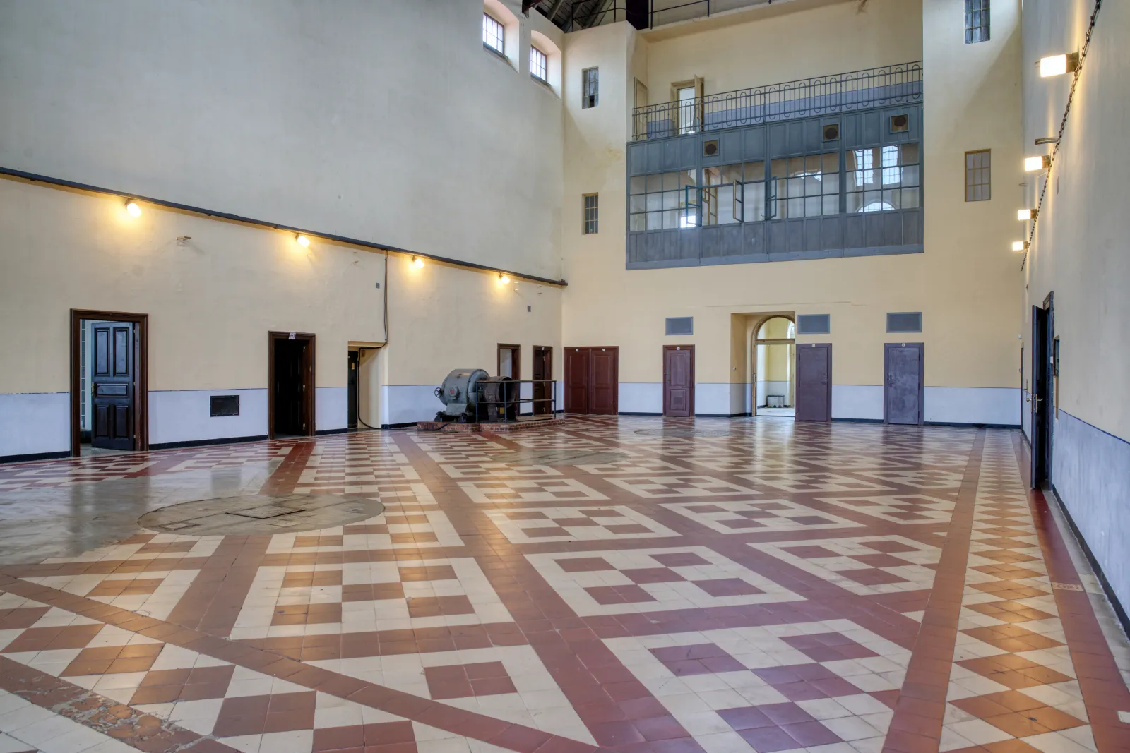 Industriální secesní prostor staré čistírny na eventy s důrazem na atmosféru