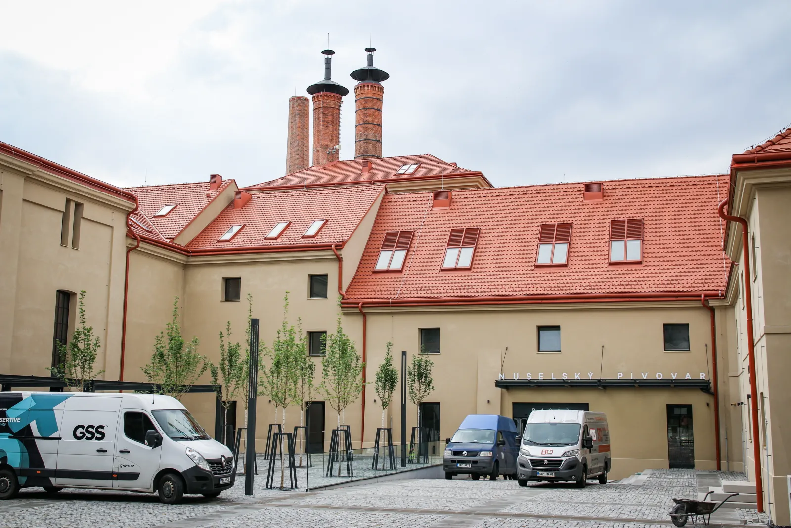 Obchdní prostor na náměstí Nusle