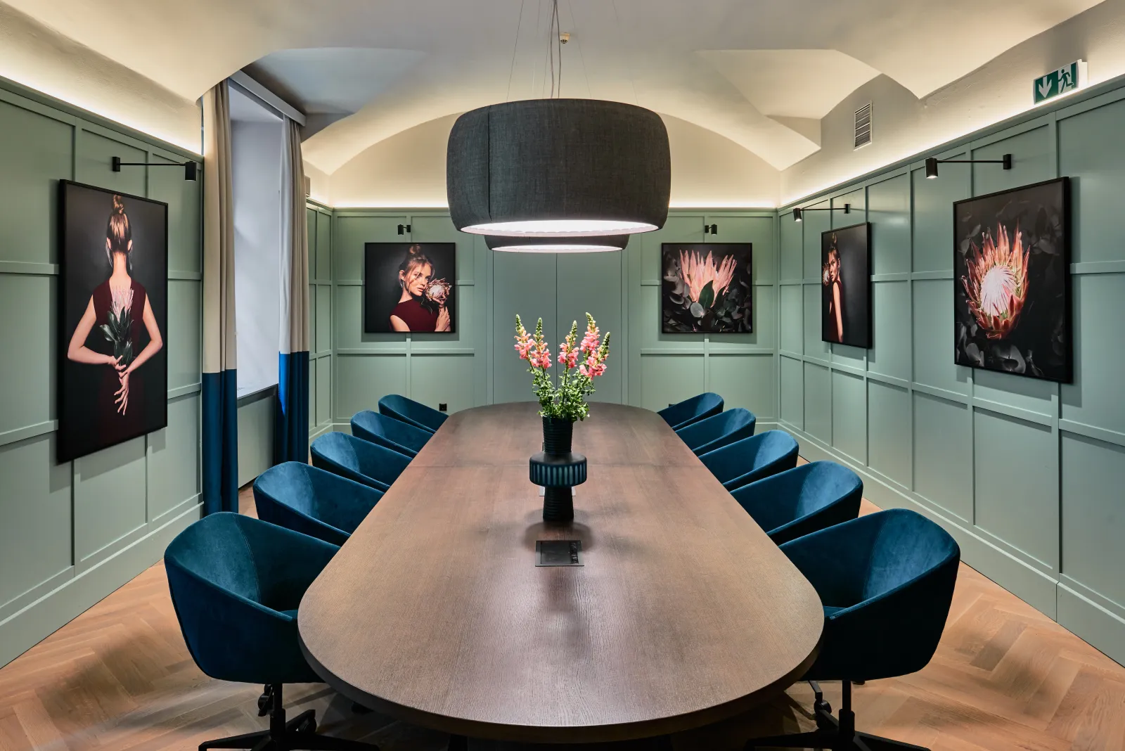 Boardroom / meeting room for rent Prague 1