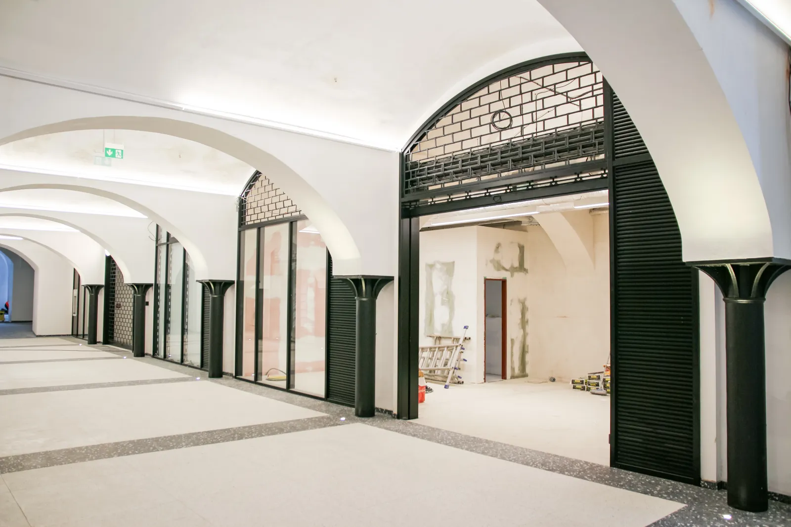 Retail Unit in the Arcade of Nuselský Pivovar