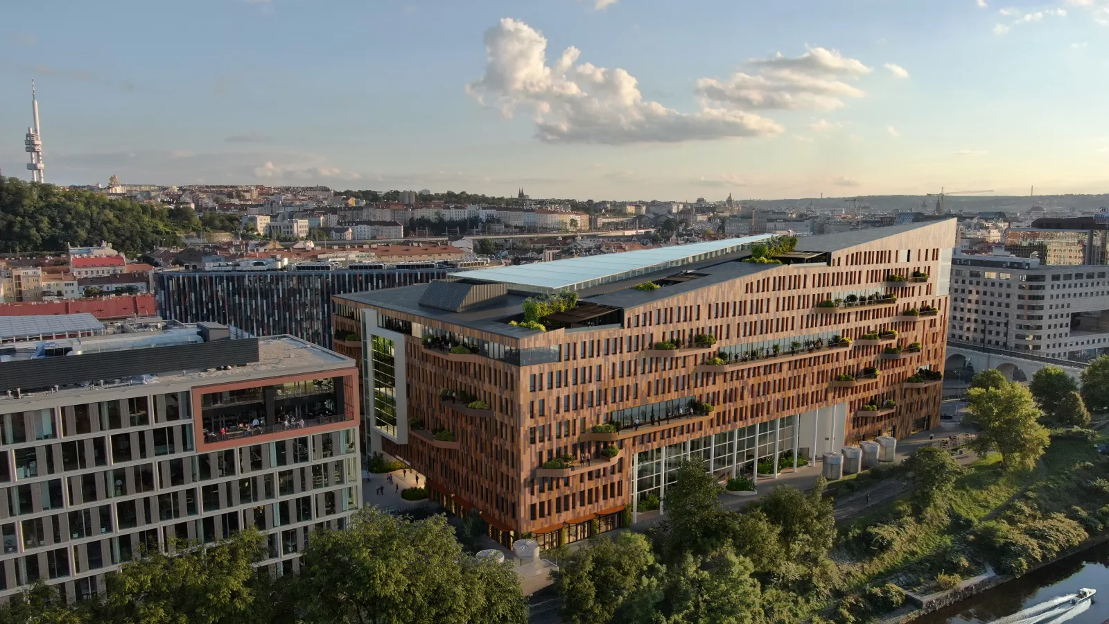 Pronájem kanceláří v Danube House Praha 8