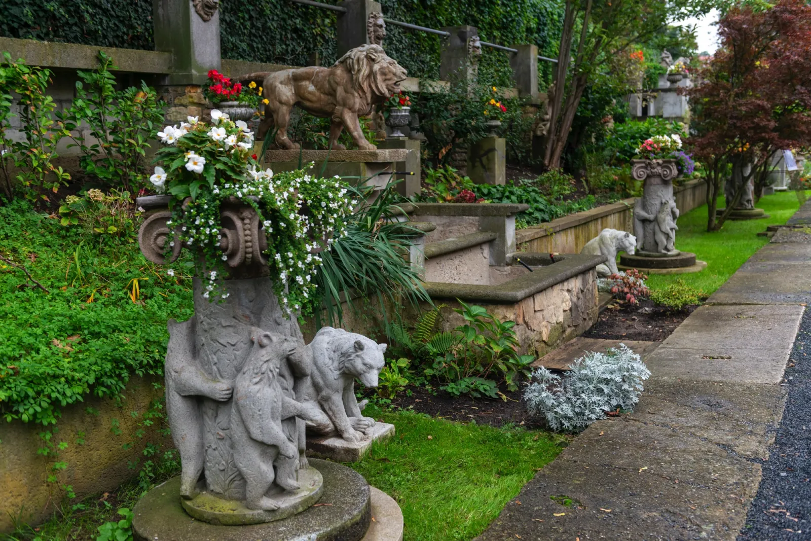 Atelier and garden for your event