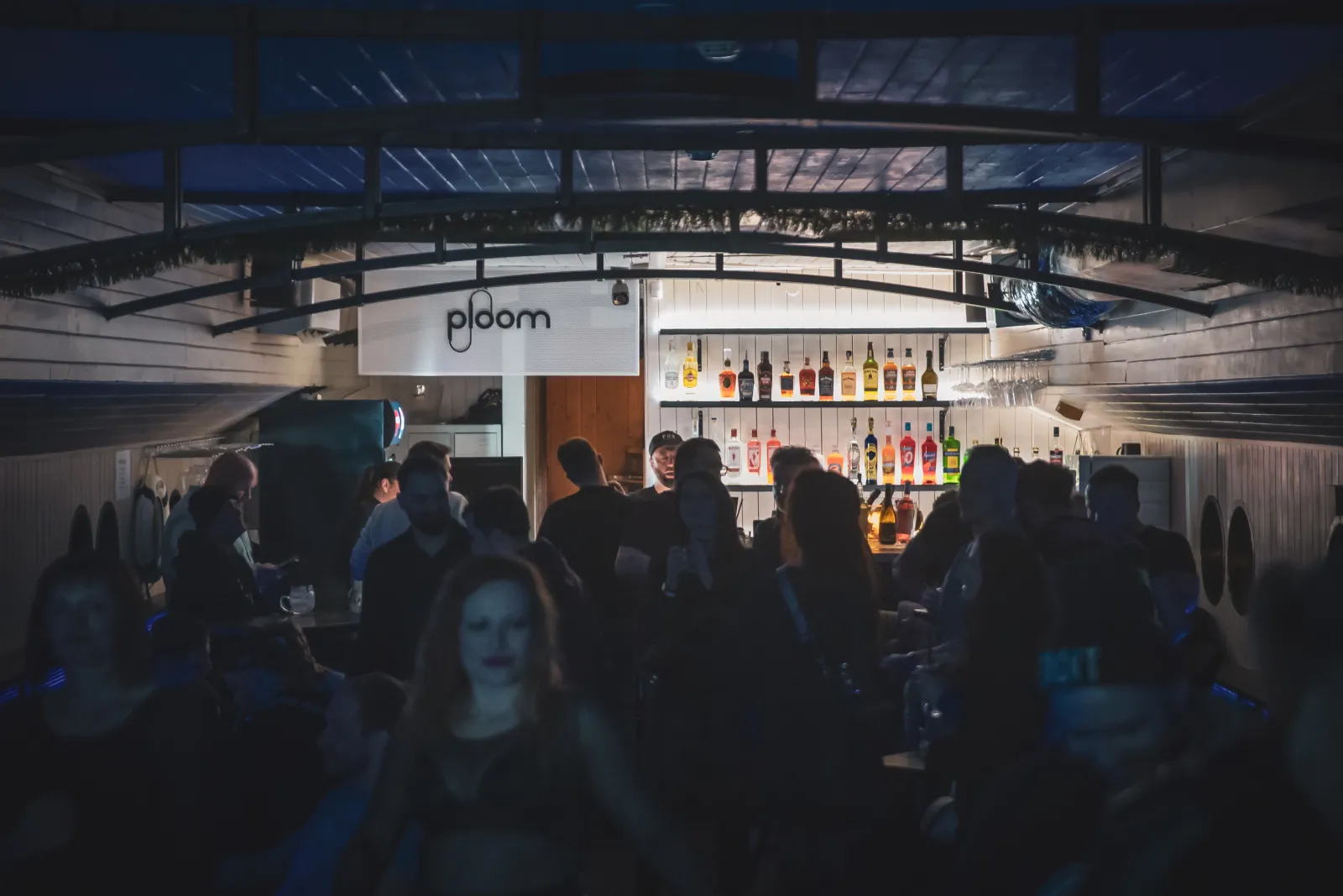Originální eventový  prostor k pronájmu na lodi na pražské náplavce