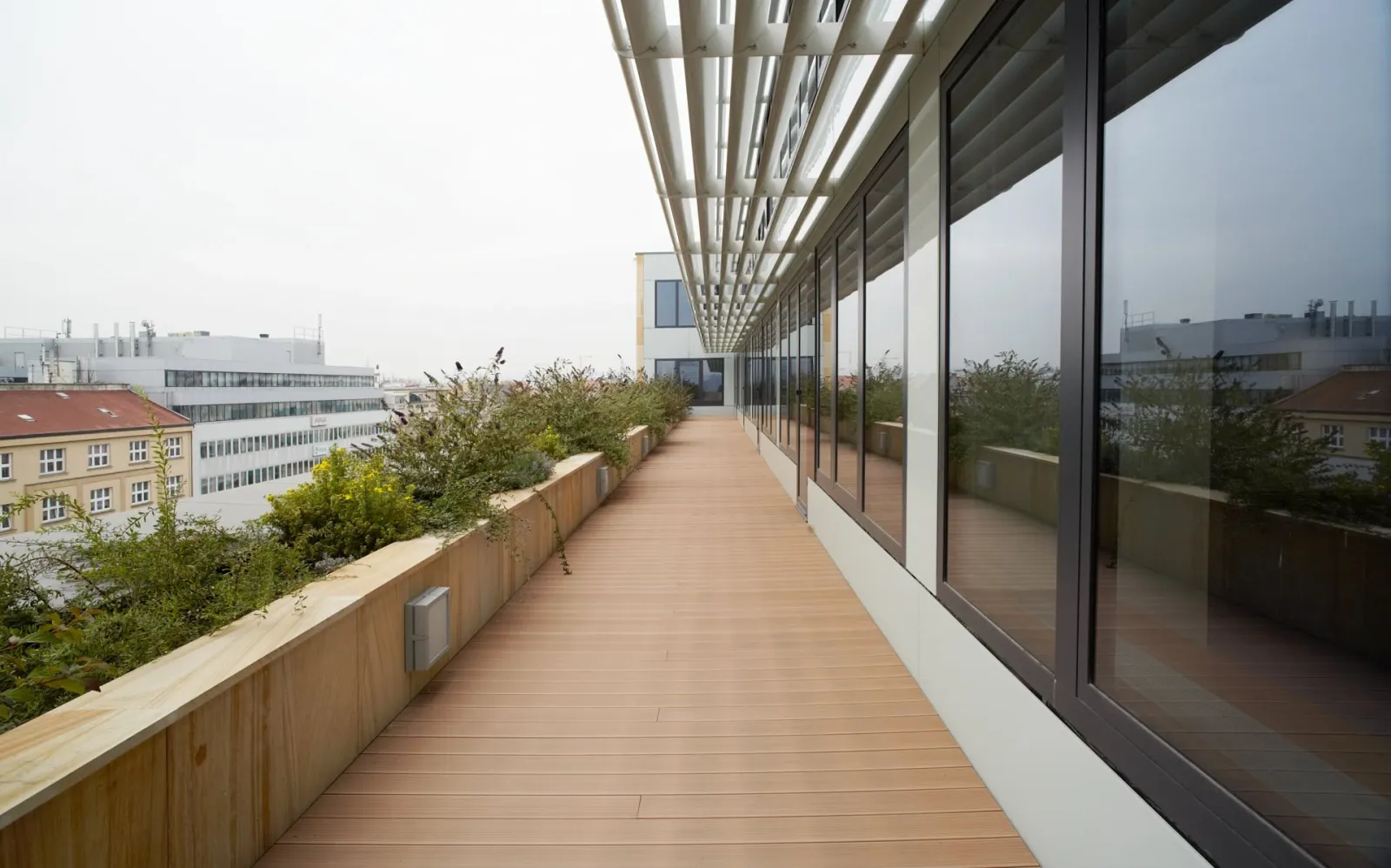 River Garden I – Office Space for Lease in Karlín