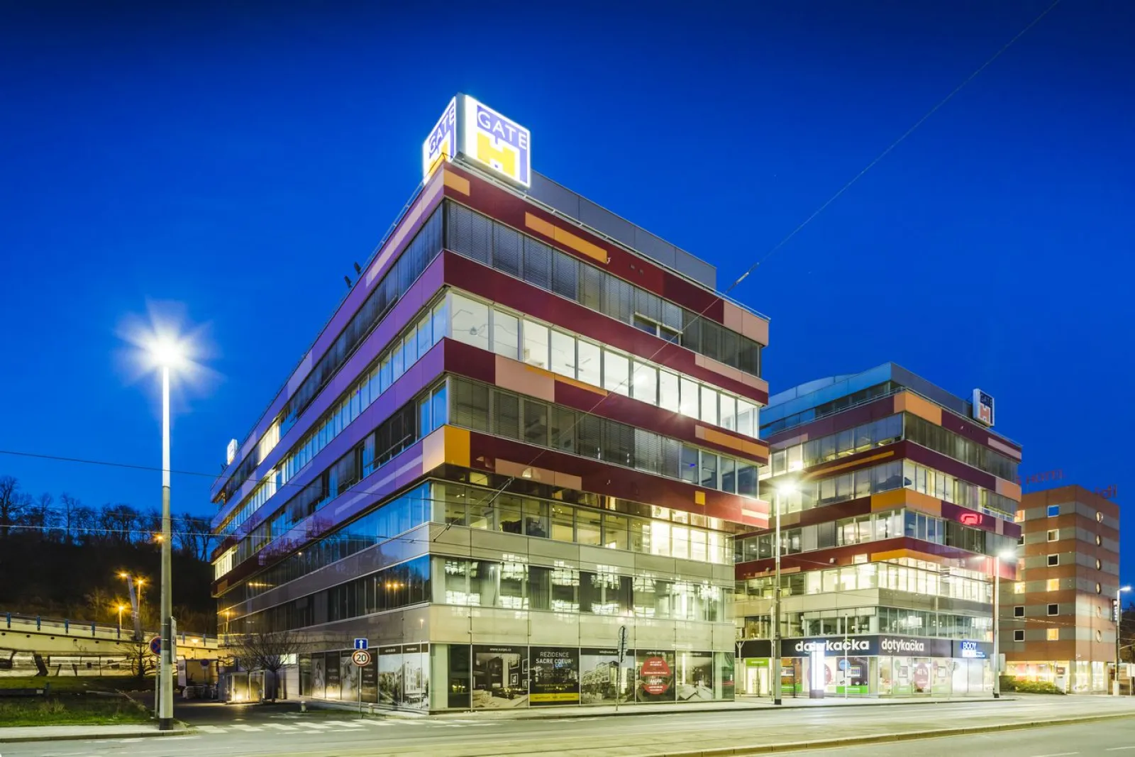 Office Space for Lease – Smíchov Gate, Prague 5