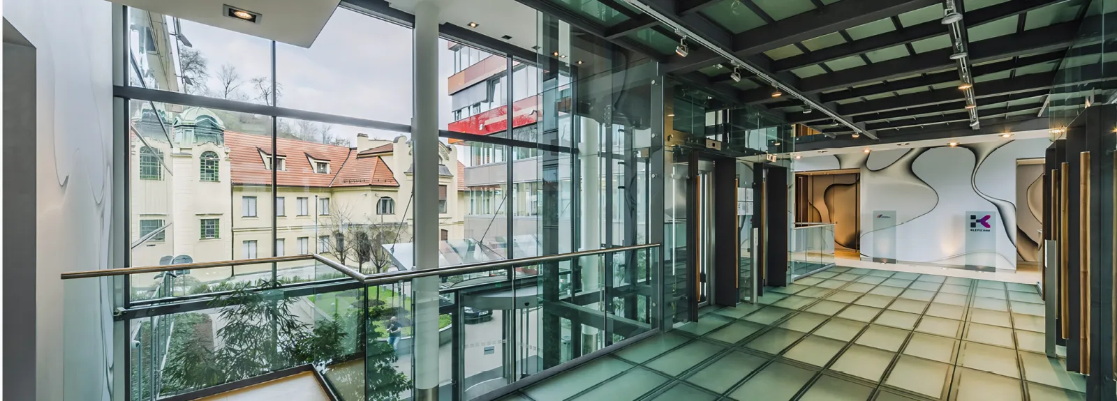 Office Space for Lease – Smíchov Gate, Prague 5