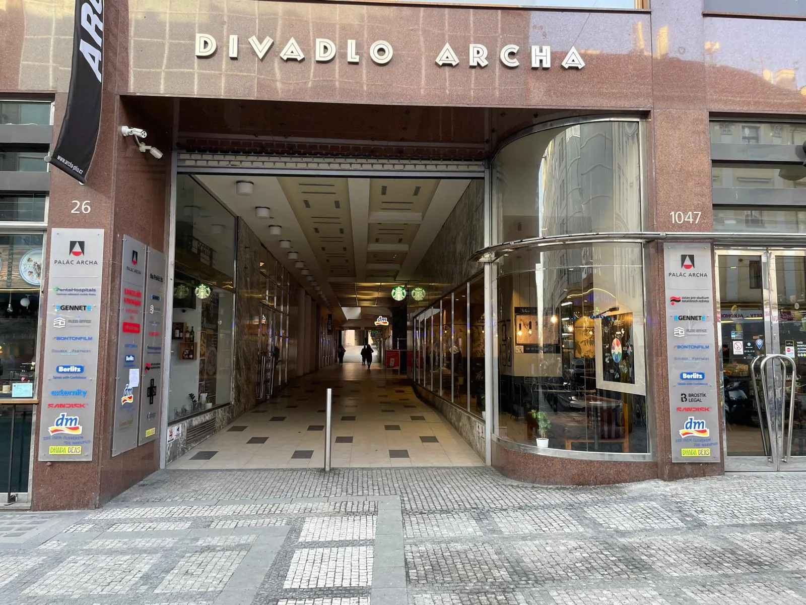 Rental of Retail Unit – Archa Palace, Na Poříčí, Prague 1