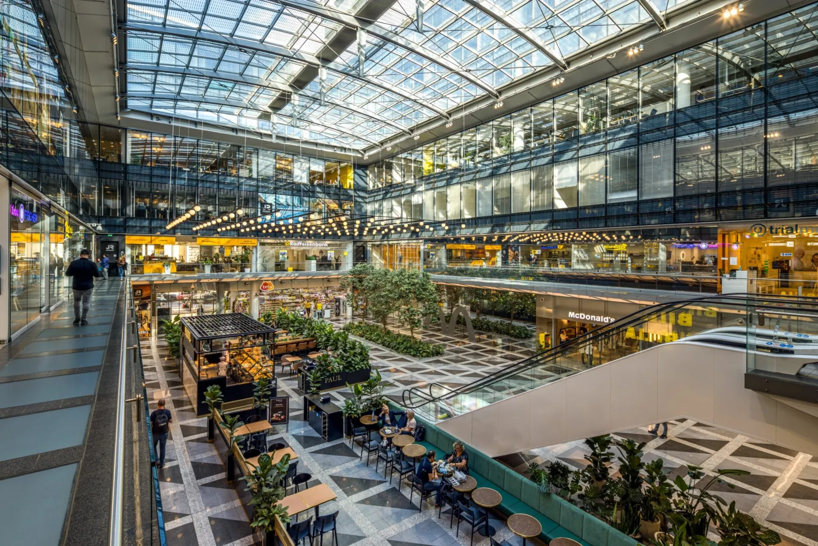 Karlák Office – Office Lease Prague 2 Karlovo náměstí | Dejsiprostor