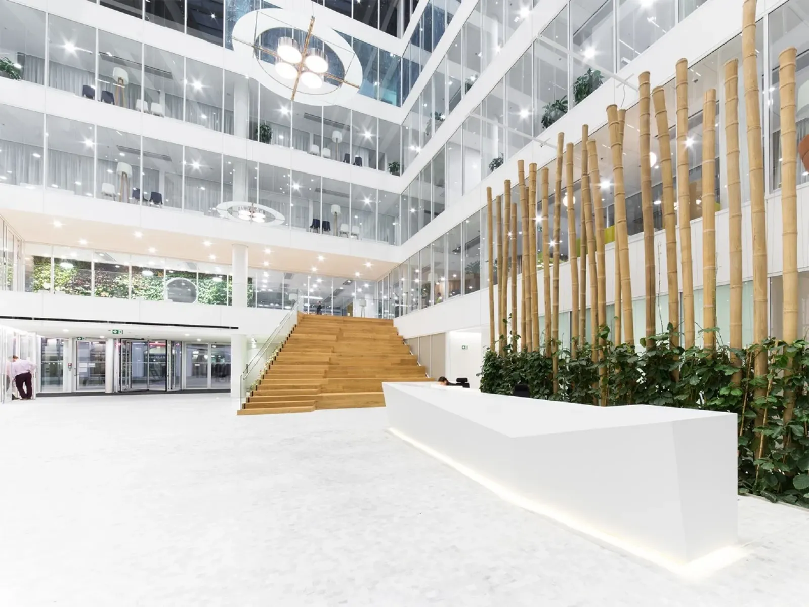 Pronájem moderních kanceláří Corso Court Praha 8 Karlín