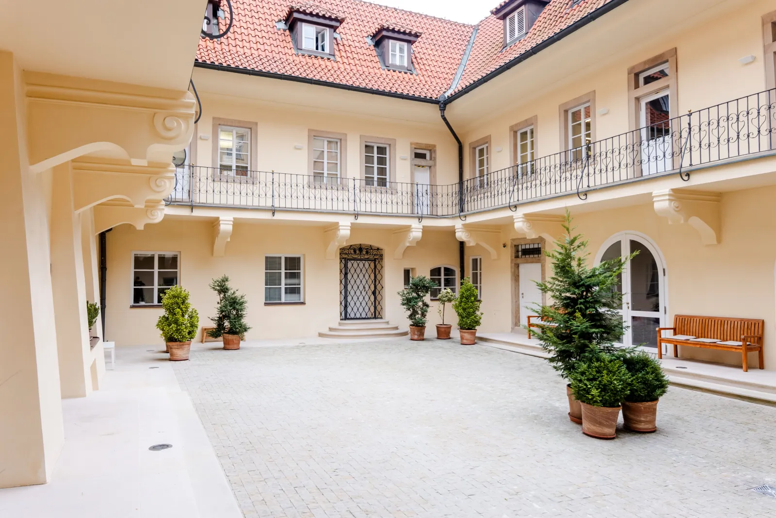 Prestigious historic spaces with an atrium for events in the center of Prague