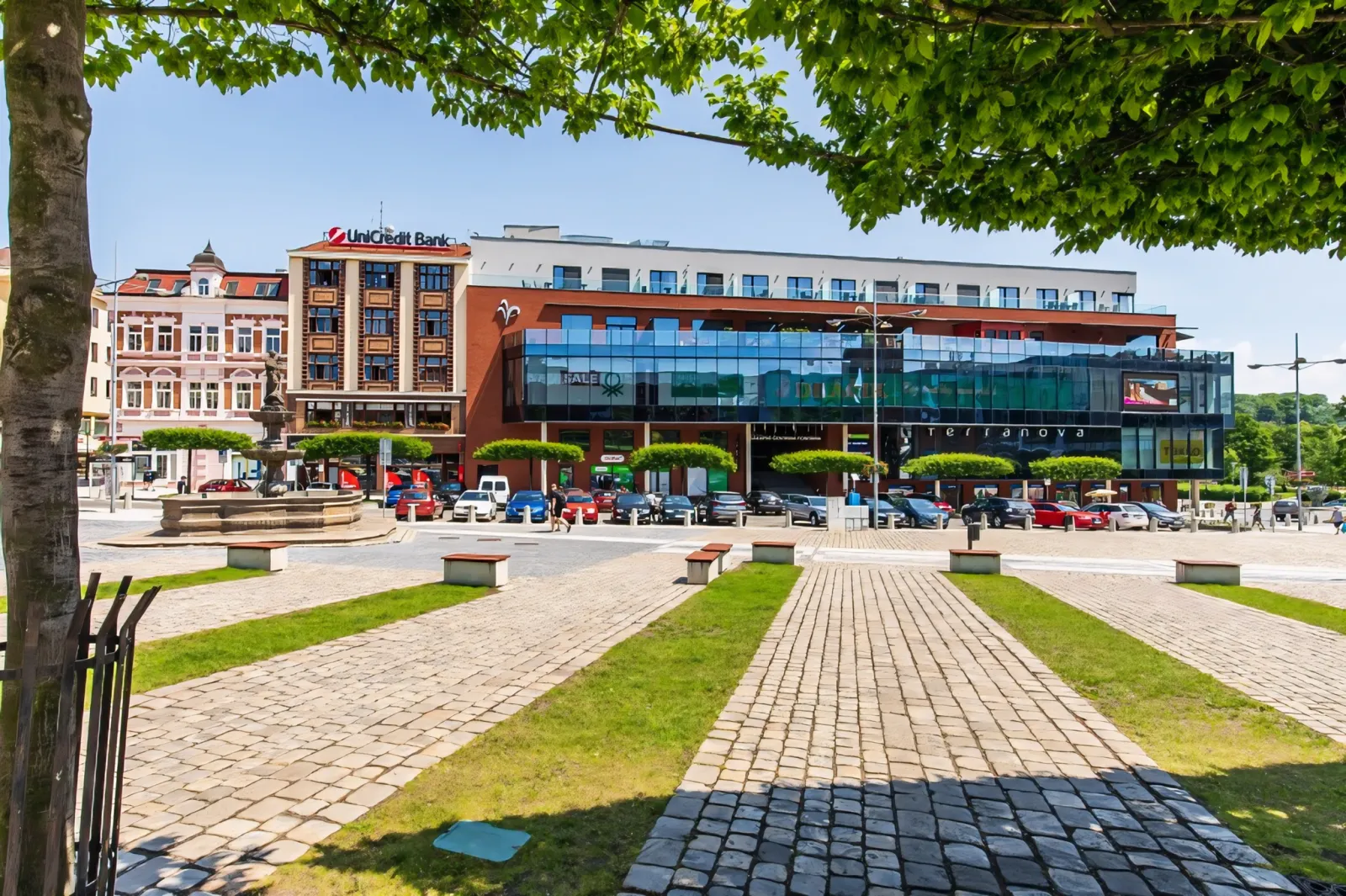 pronájem obchodní prostor / stánek nákupní centrum fontána teplice