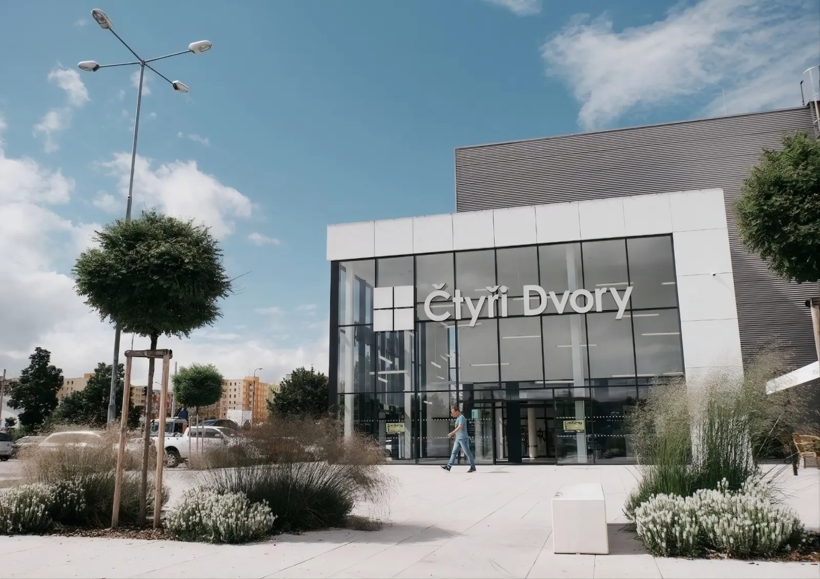Čtyři Dvory Shopping Center, České Budějovice – Retail Unit / Kiosk for Lease | Dejsiprostor