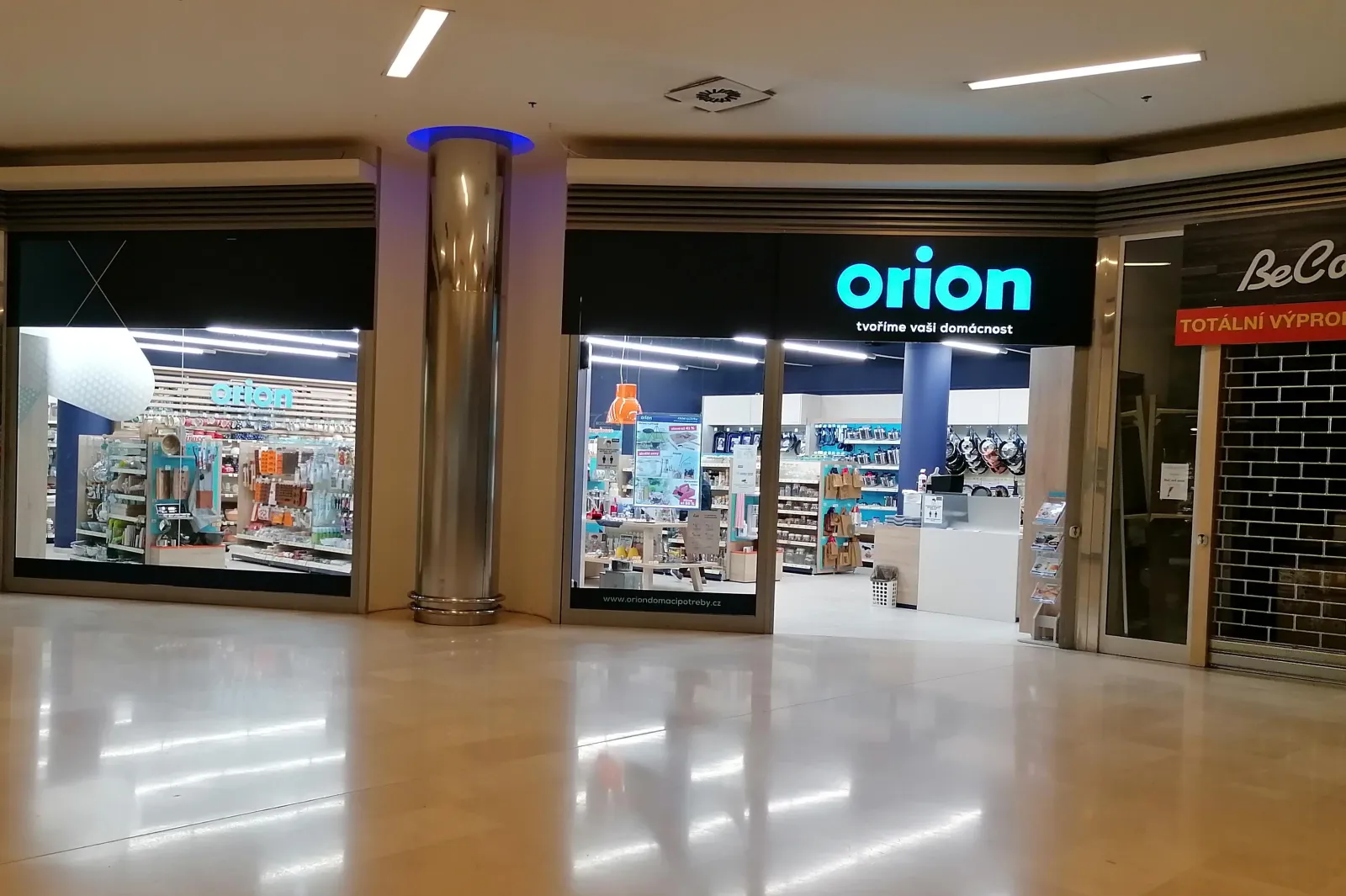 Plaza Liberec Shopping Center – Retail Space / Kiosk for Lease | Dejsiprostor