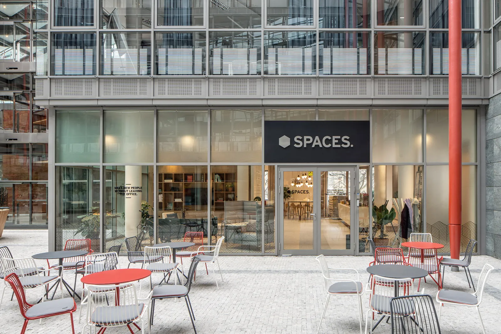 Nile House: Workspace or Serviced Offices in Coworking Spaces in Karlín