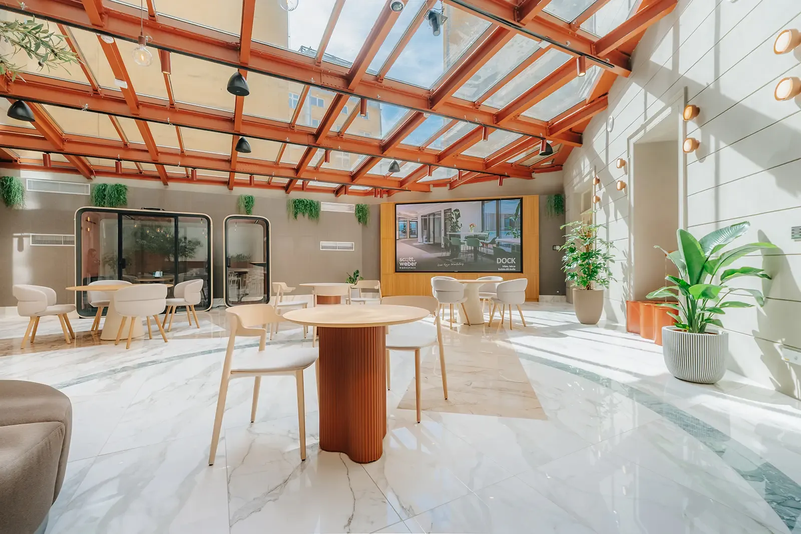 Serviced Office for Rent at Náměstí Republiky, Prague 1 | DejsiProstor