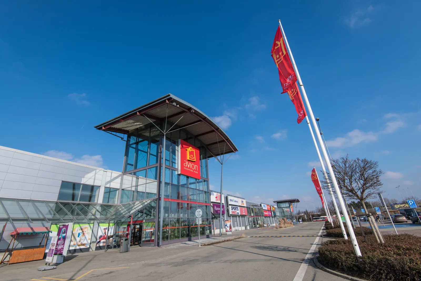 Pronájem obchodních prostor nebo místa pro stánek v Shopping Parku Avion Brno