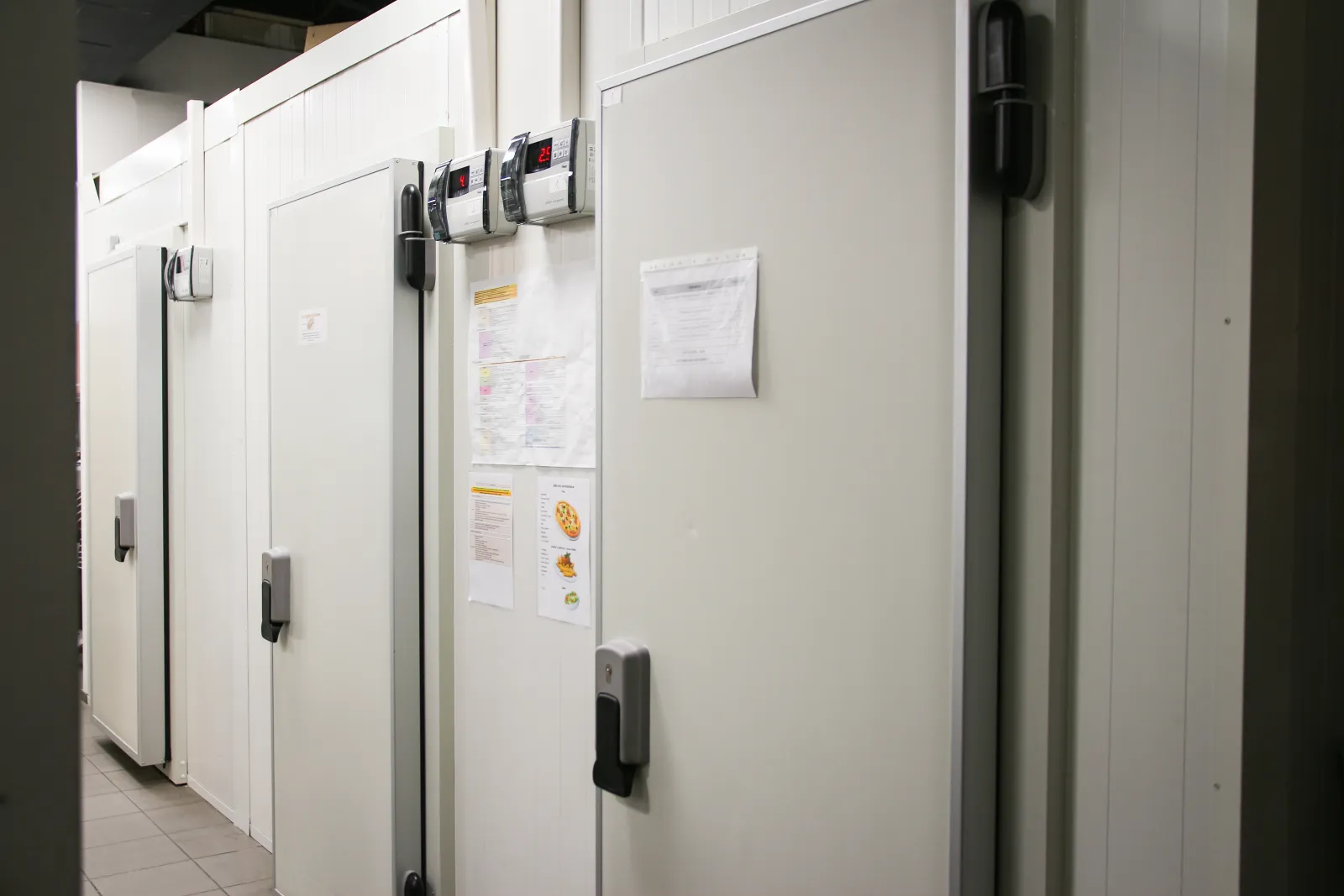 Fully Equipped Gastro Space for Lease at OC Letňany | Dejsiprostor