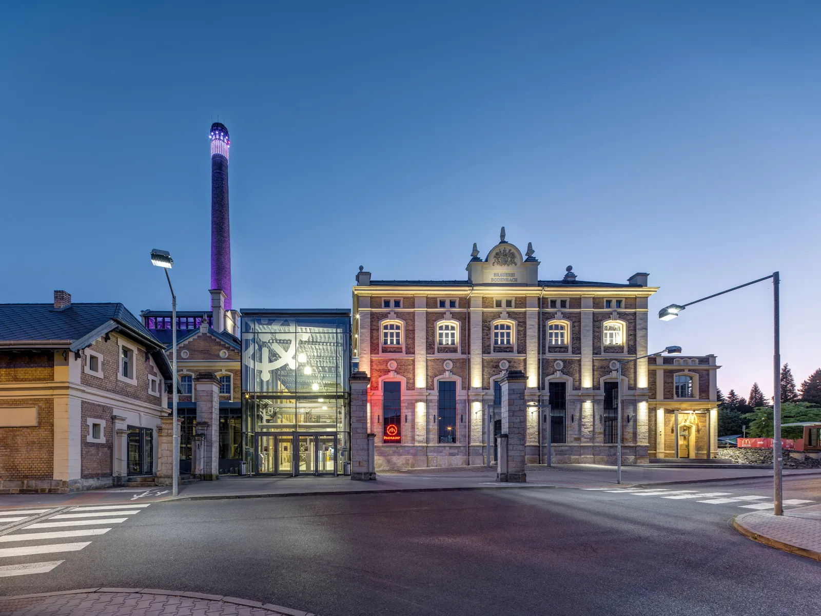 Retail Space or a Kiosk Available for Lease in the Pivovar Děčín Shopping Center