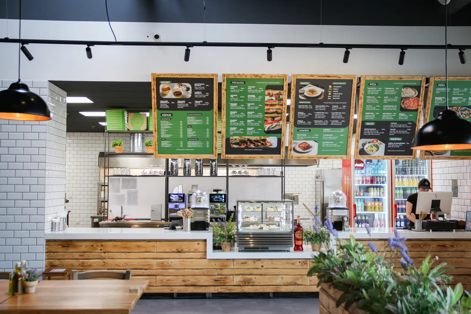 Fully Equipped Gastro Space for Lease at OC Letňany | Dejsiprostor