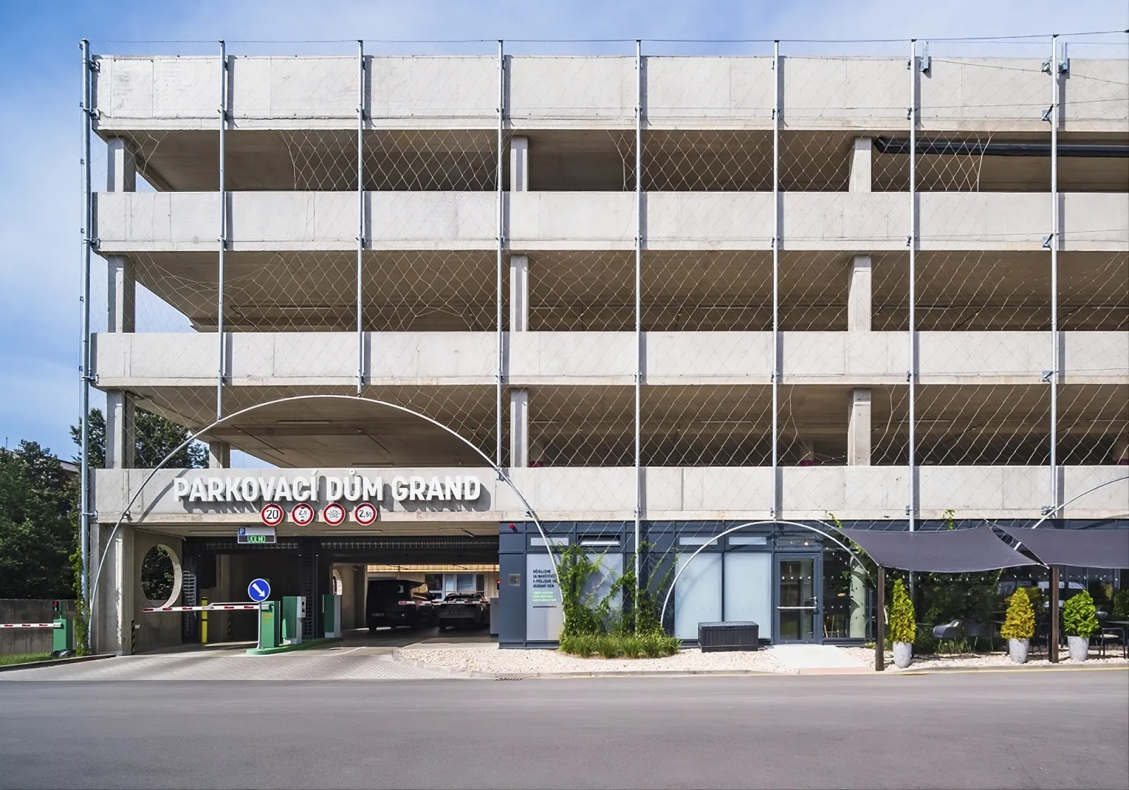 Grand Pardubice Shopping Center – Retail Space / Kiosk for Lease | Dejsiprostor