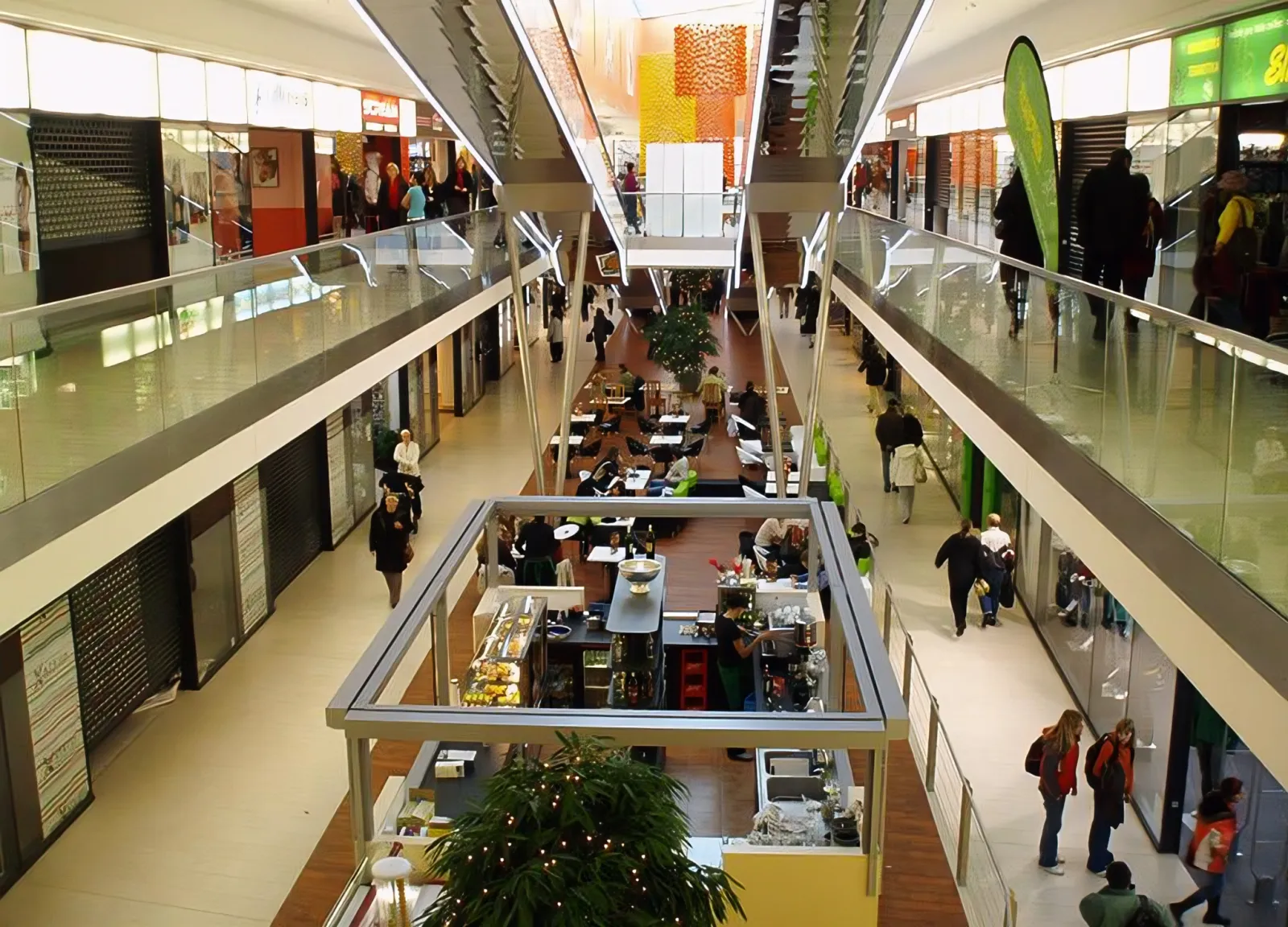 Pronájem obchodní prostor / stánek OC Atrium Hradec Králové Dejsiprostor