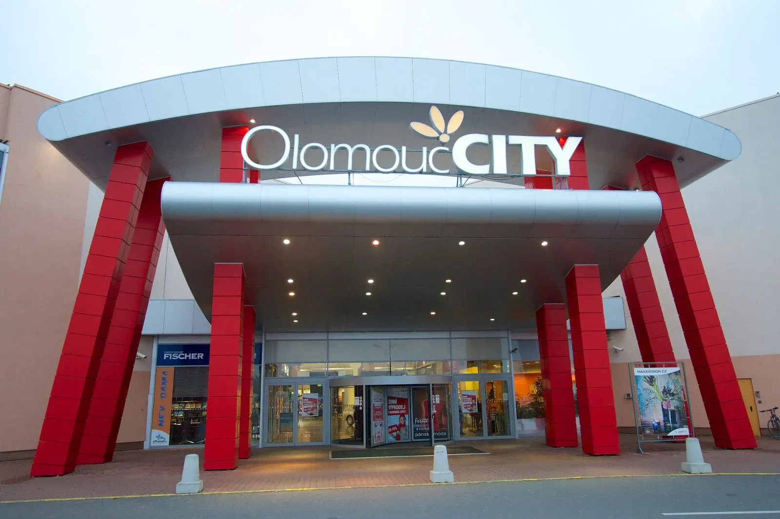 Lease of Retail Space / Kiosk in City Olomouc Shopping Centre