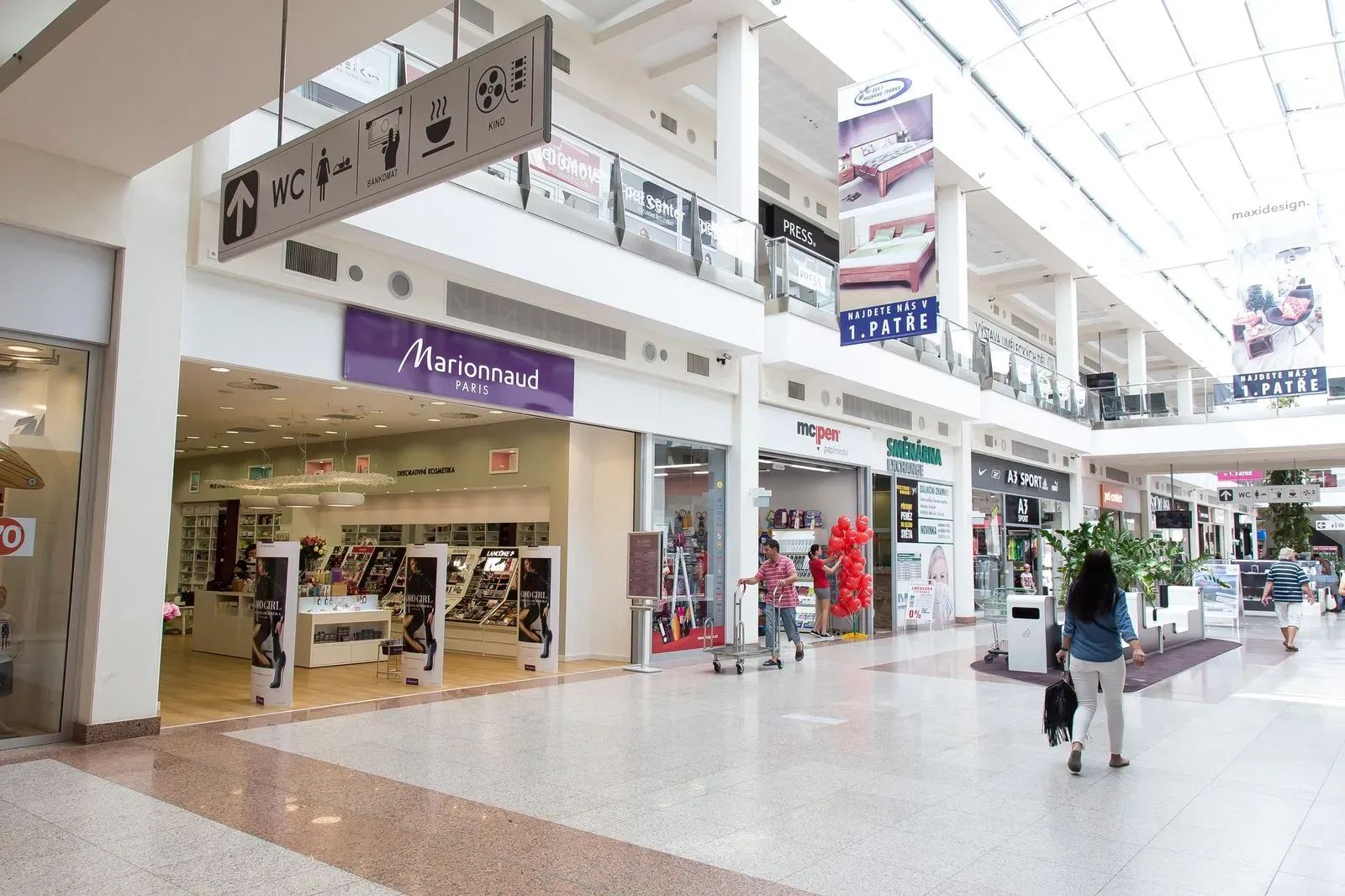 Lease of Retail Space / Kiosk in City Olomouc Shopping Centre
