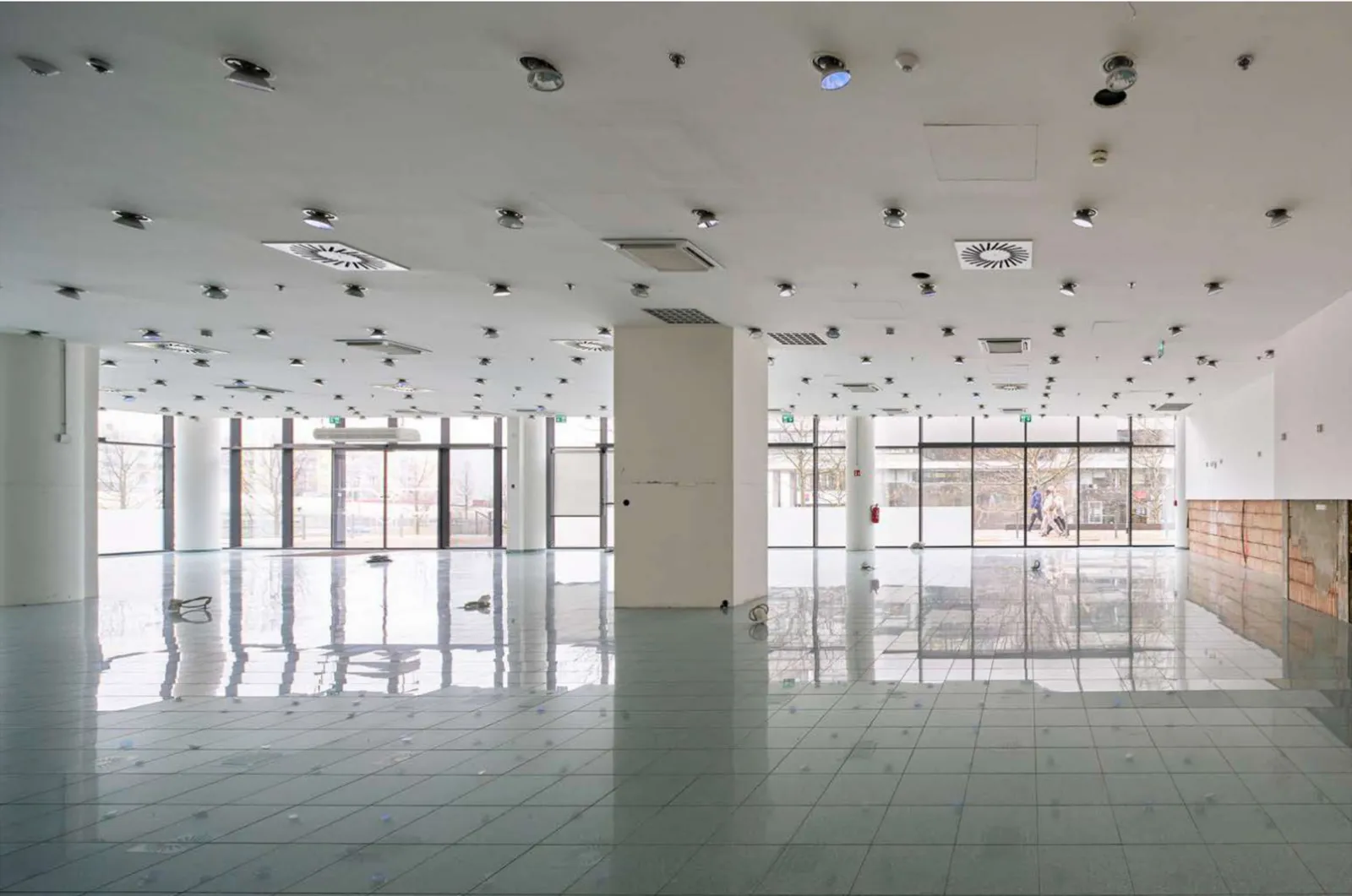 Retail Space for Lease at Patria West Offices, Prague 5 Stodůlky | Dejsiprostor