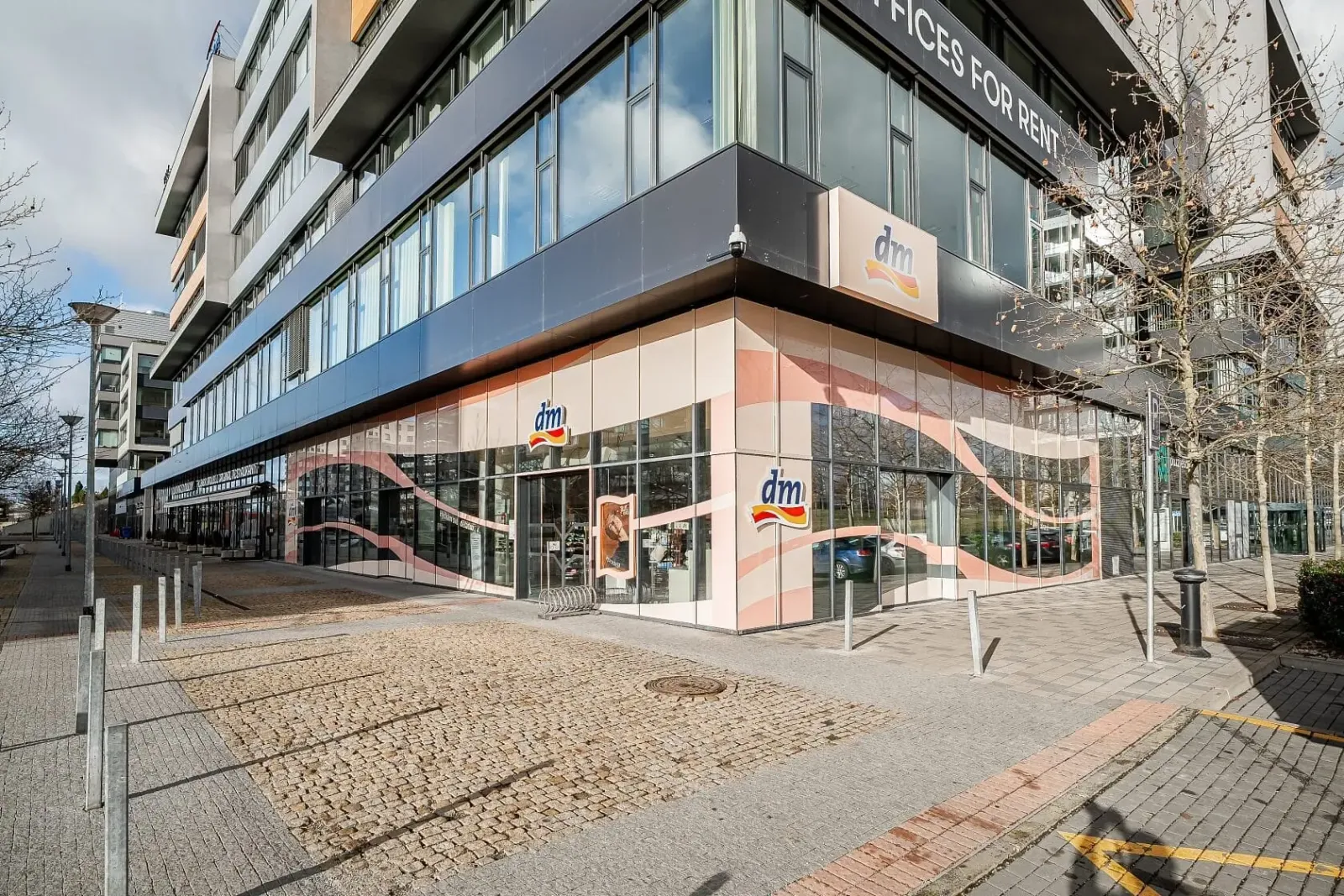 Pronájem obchodních prostor v budově Patria West Offices ve Stodůldkách