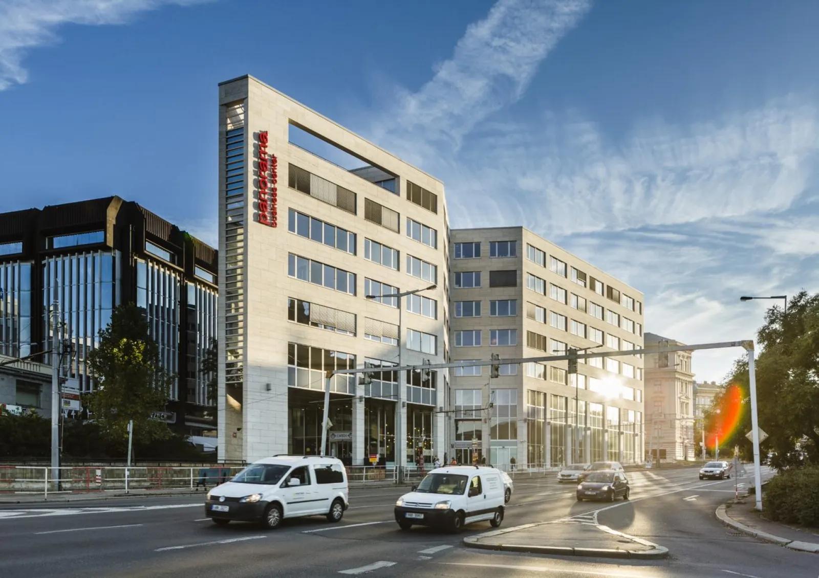 Panorama Business Center: Moderní kanceláře k pronájmu v centru Prahy