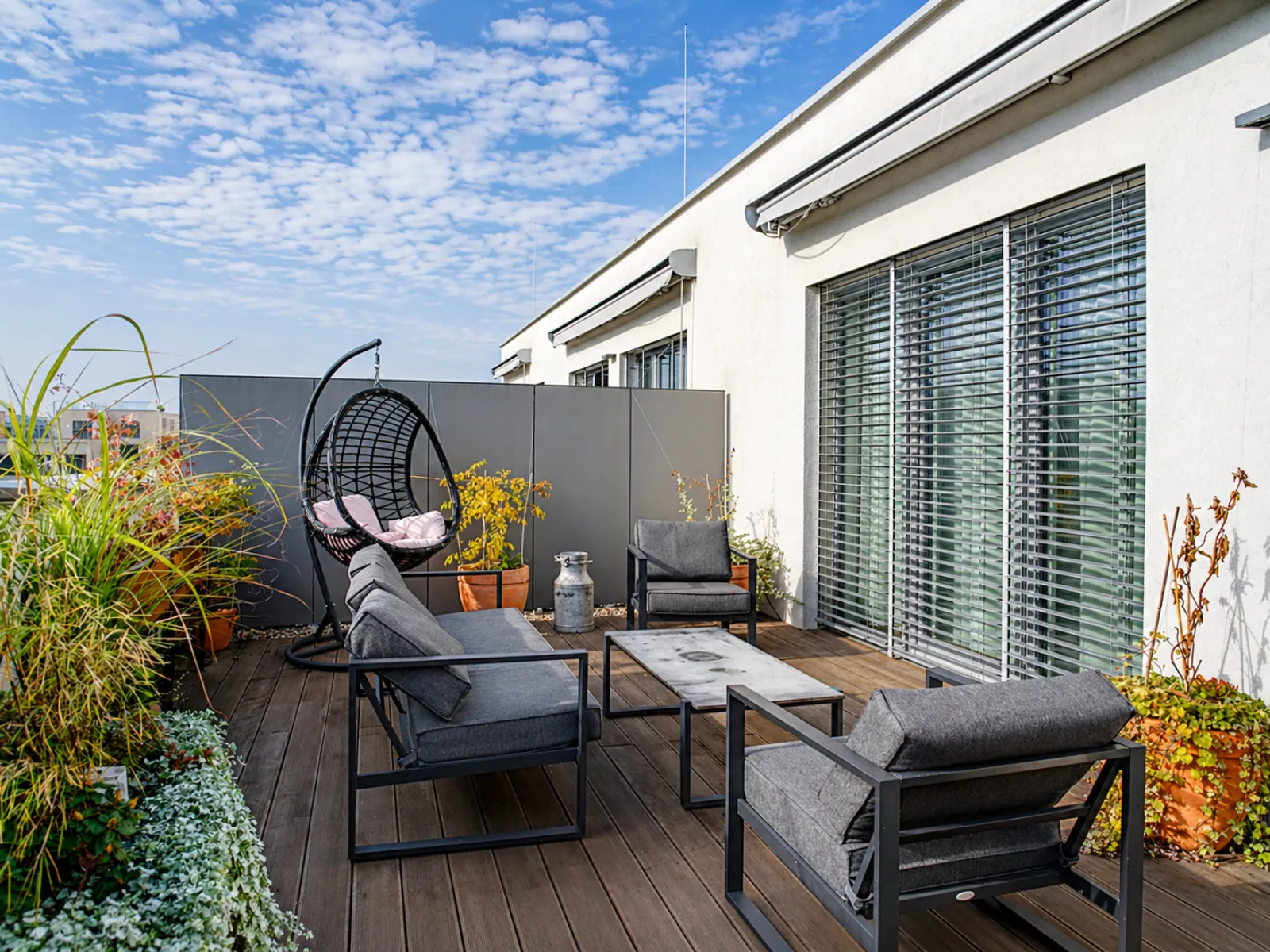 Penthouse Karlín: A Luxury Event Venue with a Terrace in Prague 8