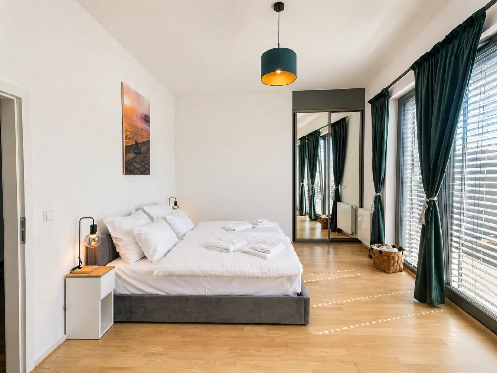 Penthouse Karlín: A Luxury Event Venue with a Terrace in Prague 8