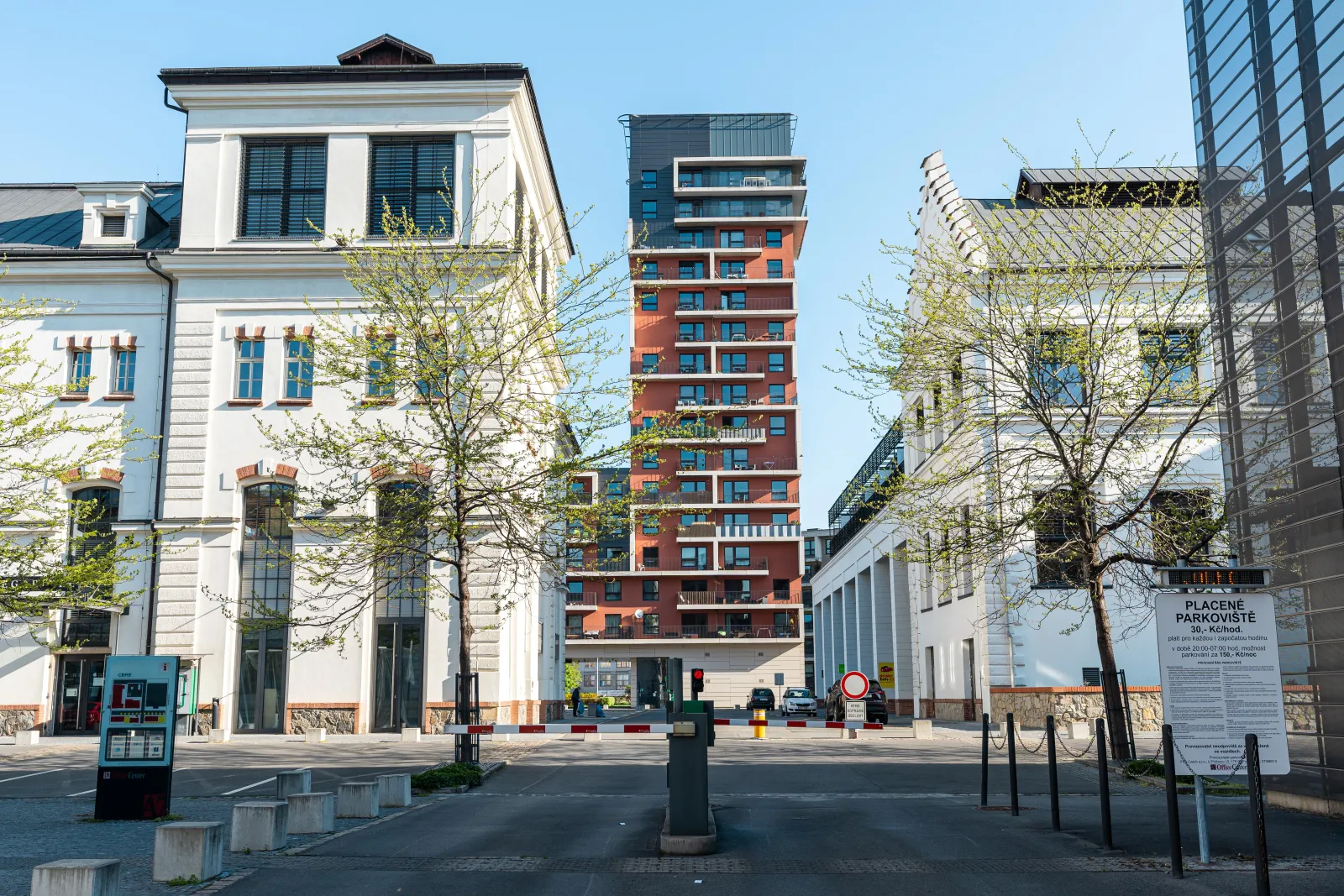 Space for a bistro, Pivovar 53 complex