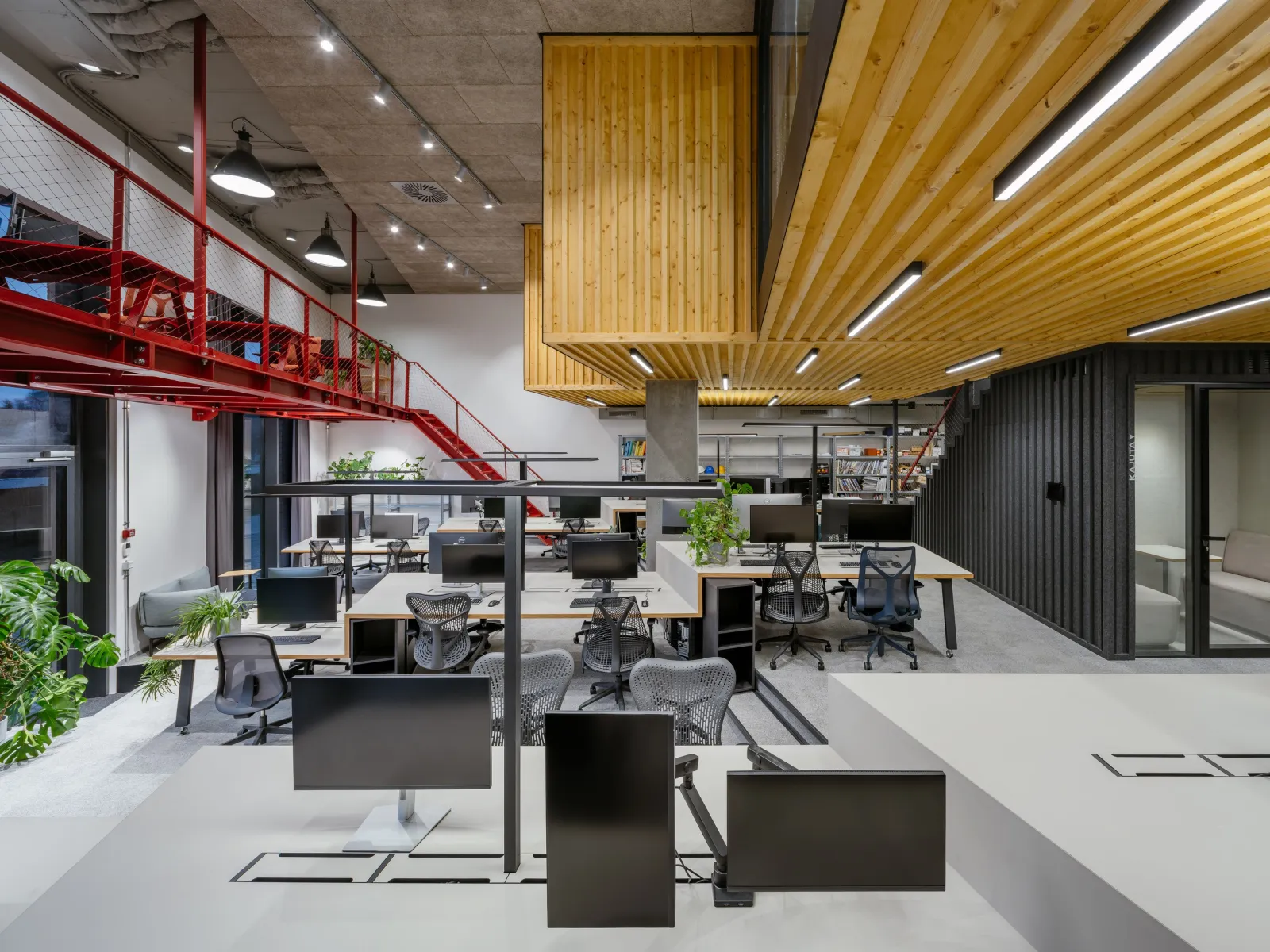PRODÁNO: Jednotka se sídlem Studia Reaktor, Prague Marina Nova