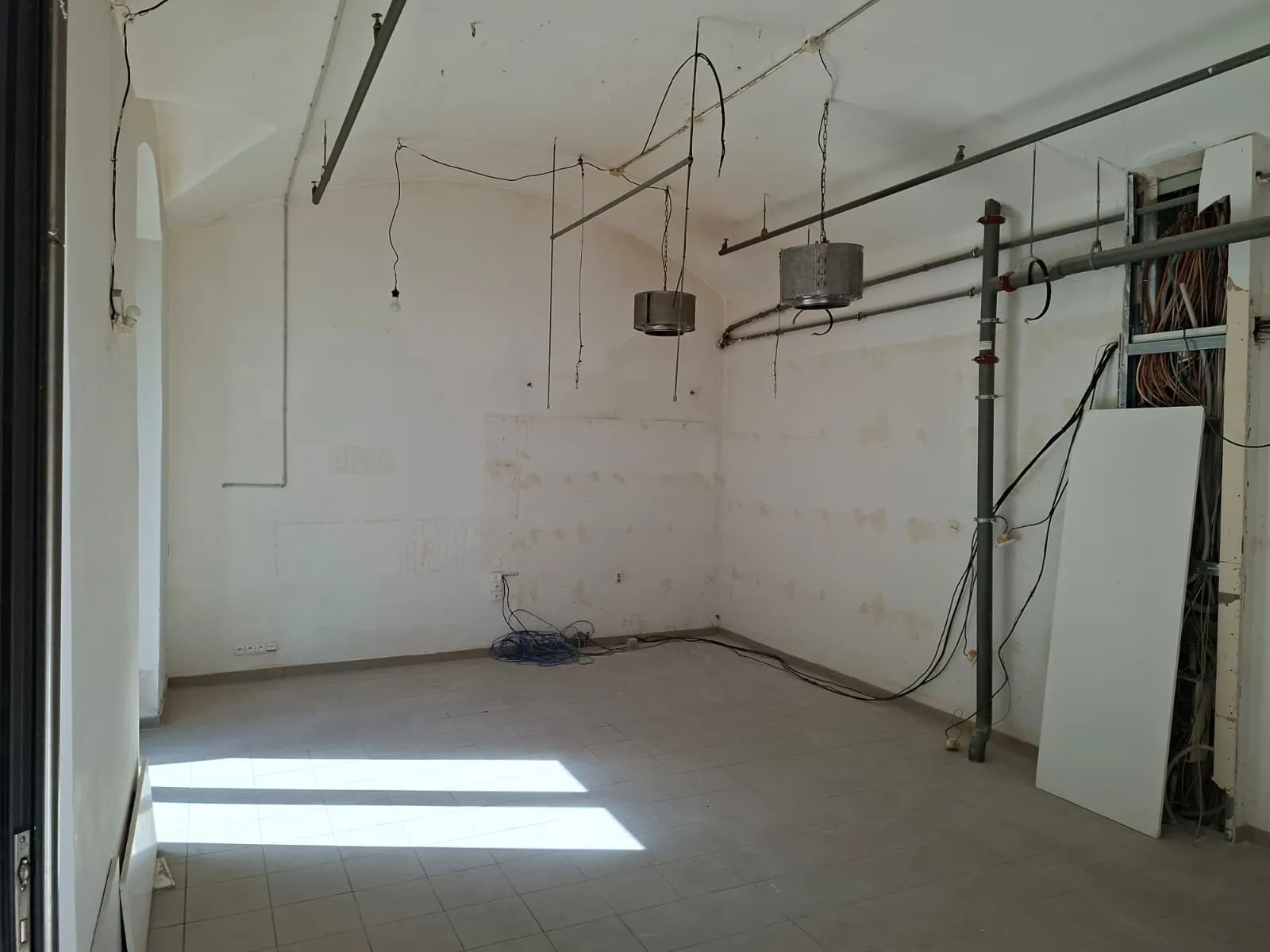 Space for a bistro at the Pivovar 53 complex in Prague 7, Holešovice – photo 2