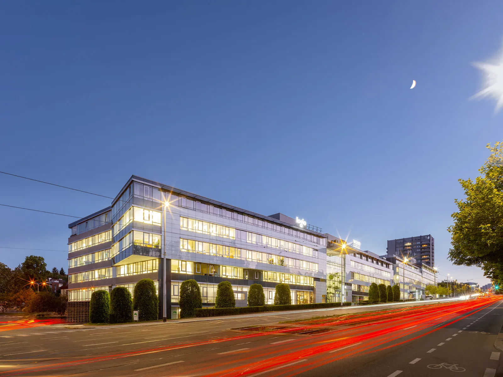 Hadovka Office Park, kanceláře v Dejvicích