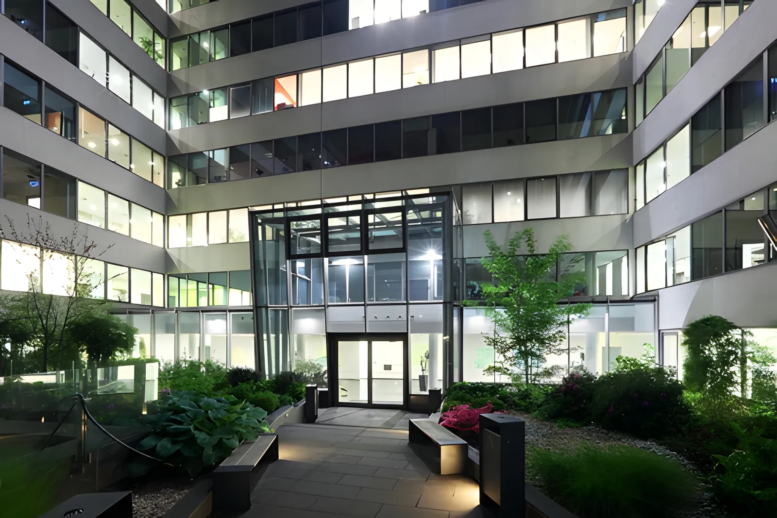 Luxembourg Plaza, offices Vinohrady, 420–2,559 m² – fotka 2