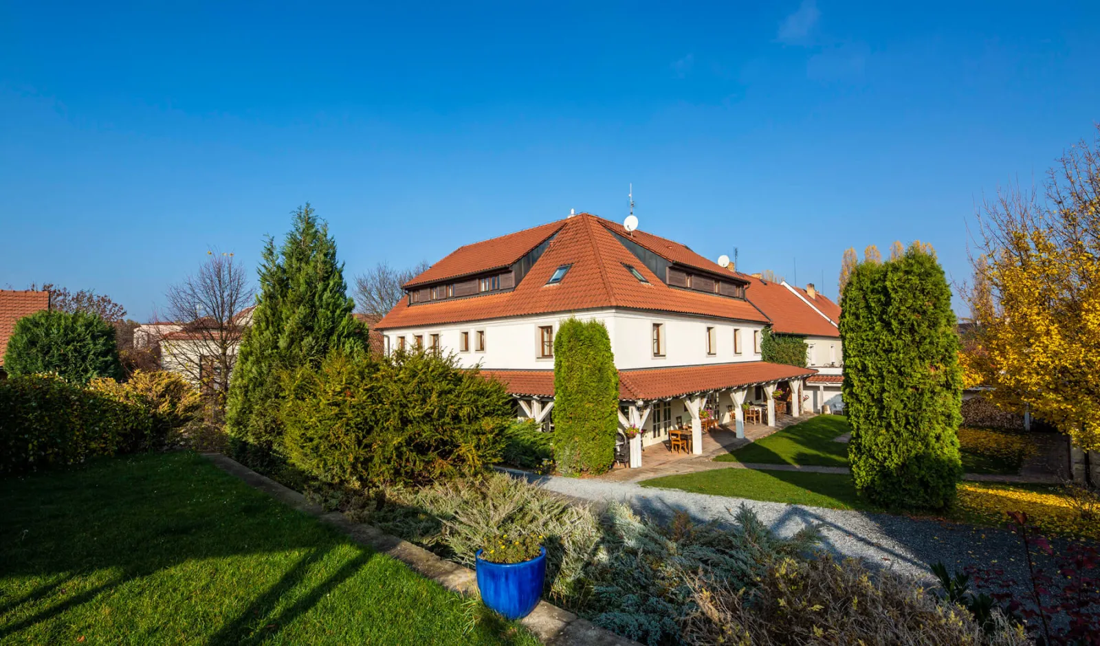 V polích – guesthouse and conference lodge for corporate events